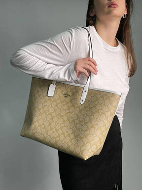 Coach Signature City Tote Bag