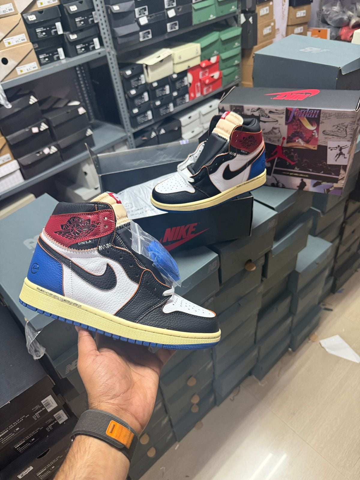 Fragment Design x Union LA x Air Jordan 1 Retro High OG 'Varsity Red'
