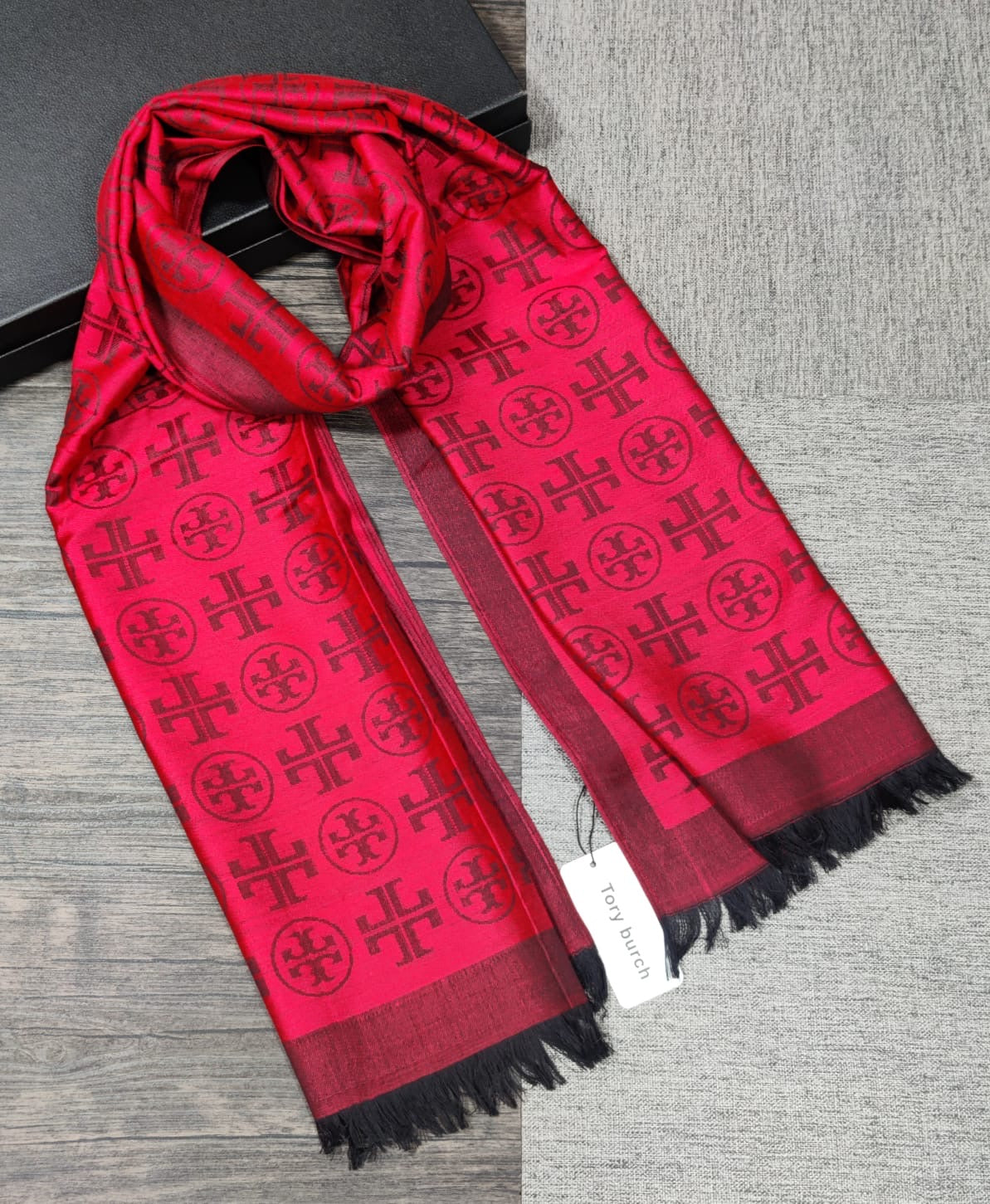 SCARFS (premium brands mix)