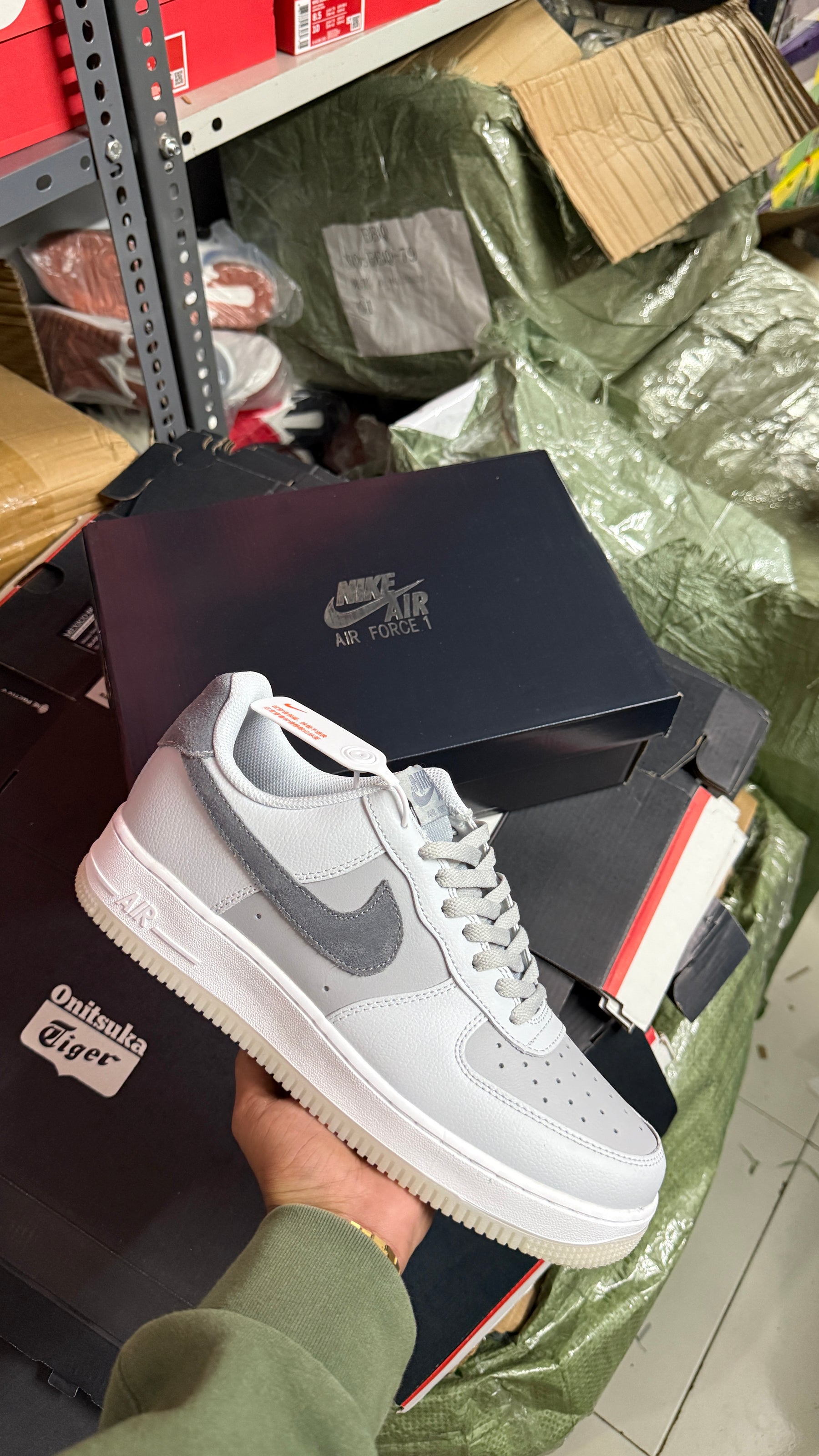 AirForce 1 07 LV8 'Pure platinum Carbon wolf grey'