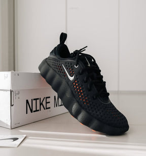 NIKE MIND 002 'Black Hyper Crimson'