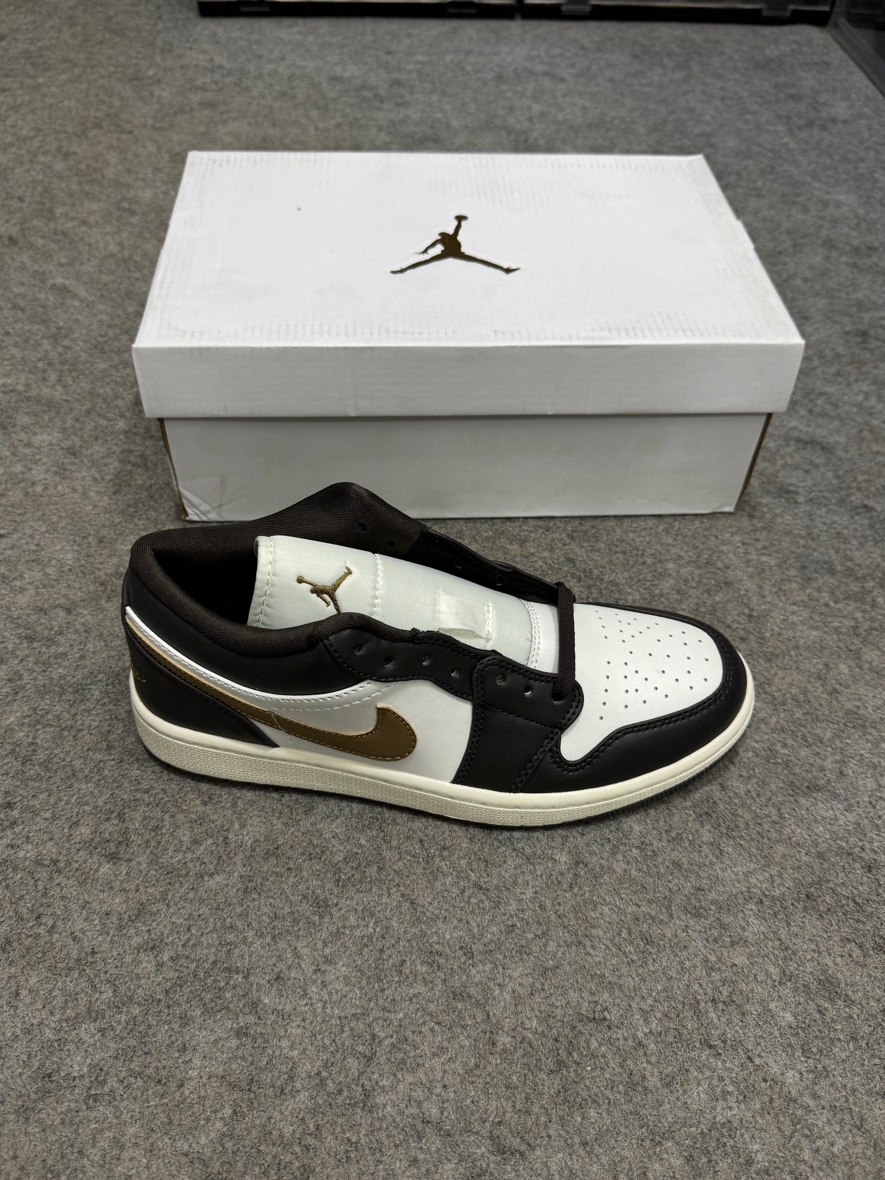 AJ 1 Low 'Shadow Brown'