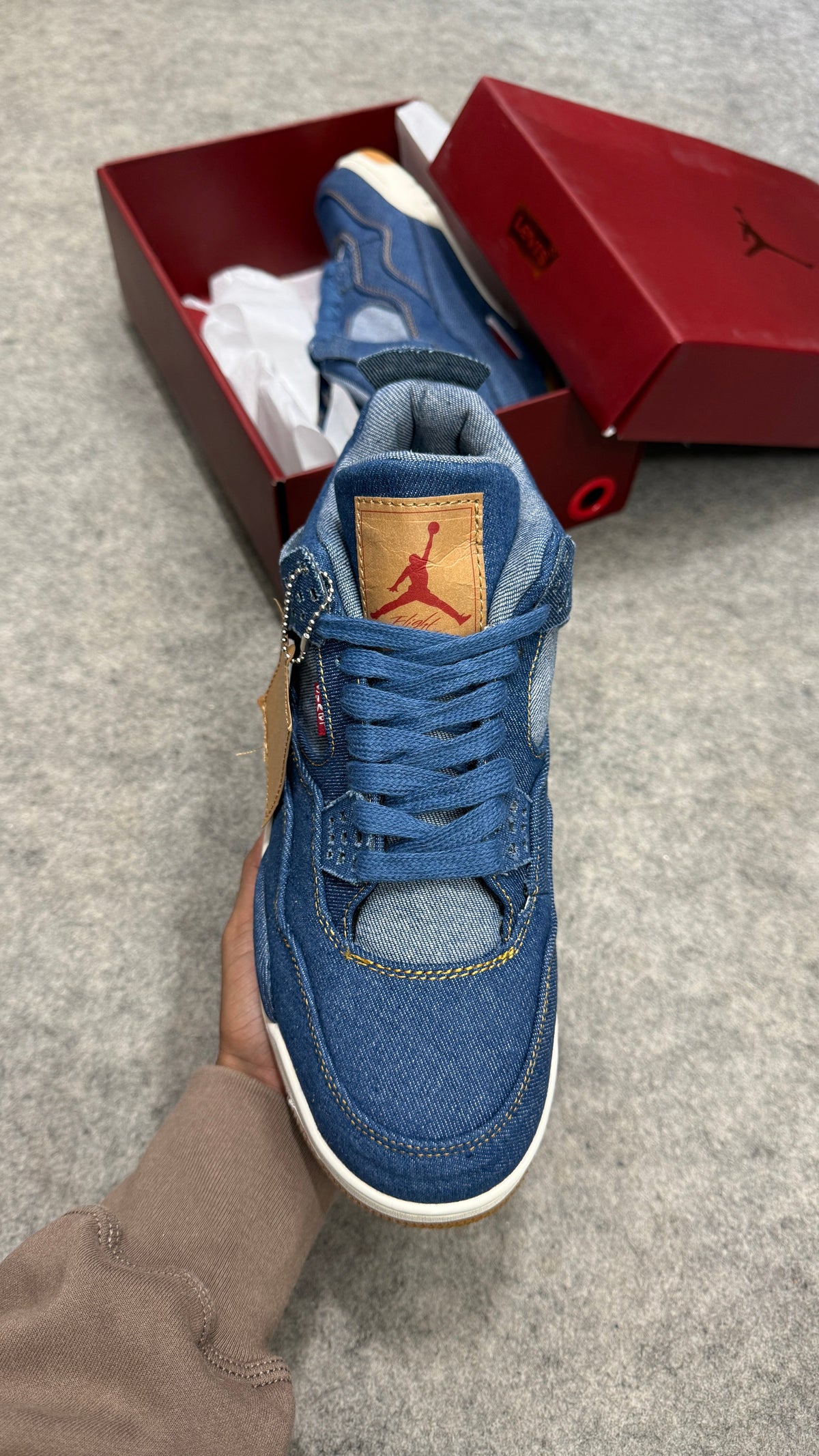 Retro 4 'Levis Denim'