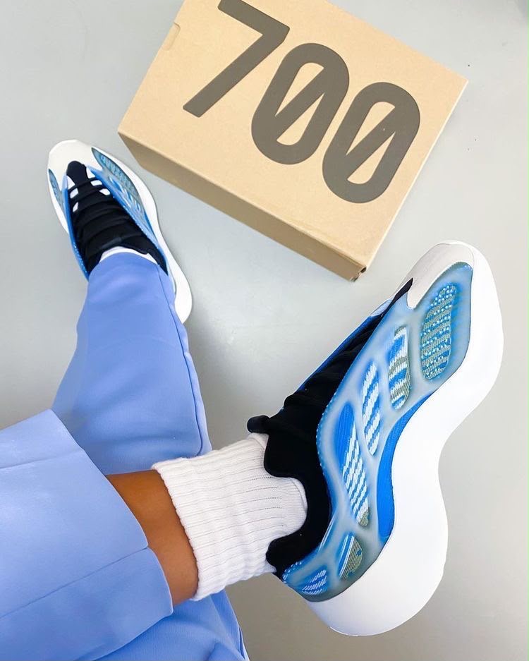 Yeezy 700 V3 'Arzareth' (UA)