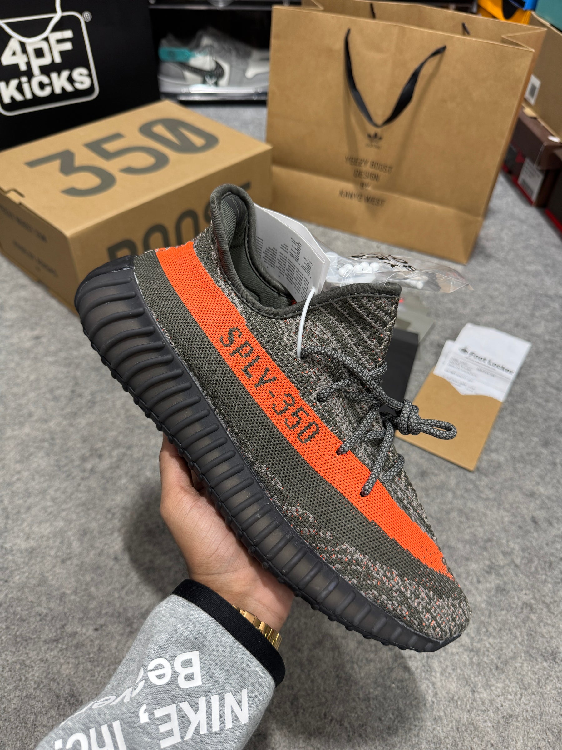 Yeezy Boost 350v2 'Carbon Beluga' (UA)