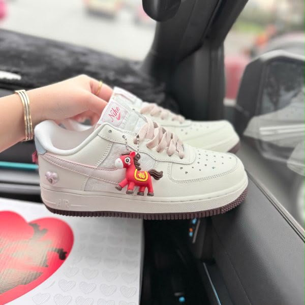 Air Force 1 'Valentines Day 2025'