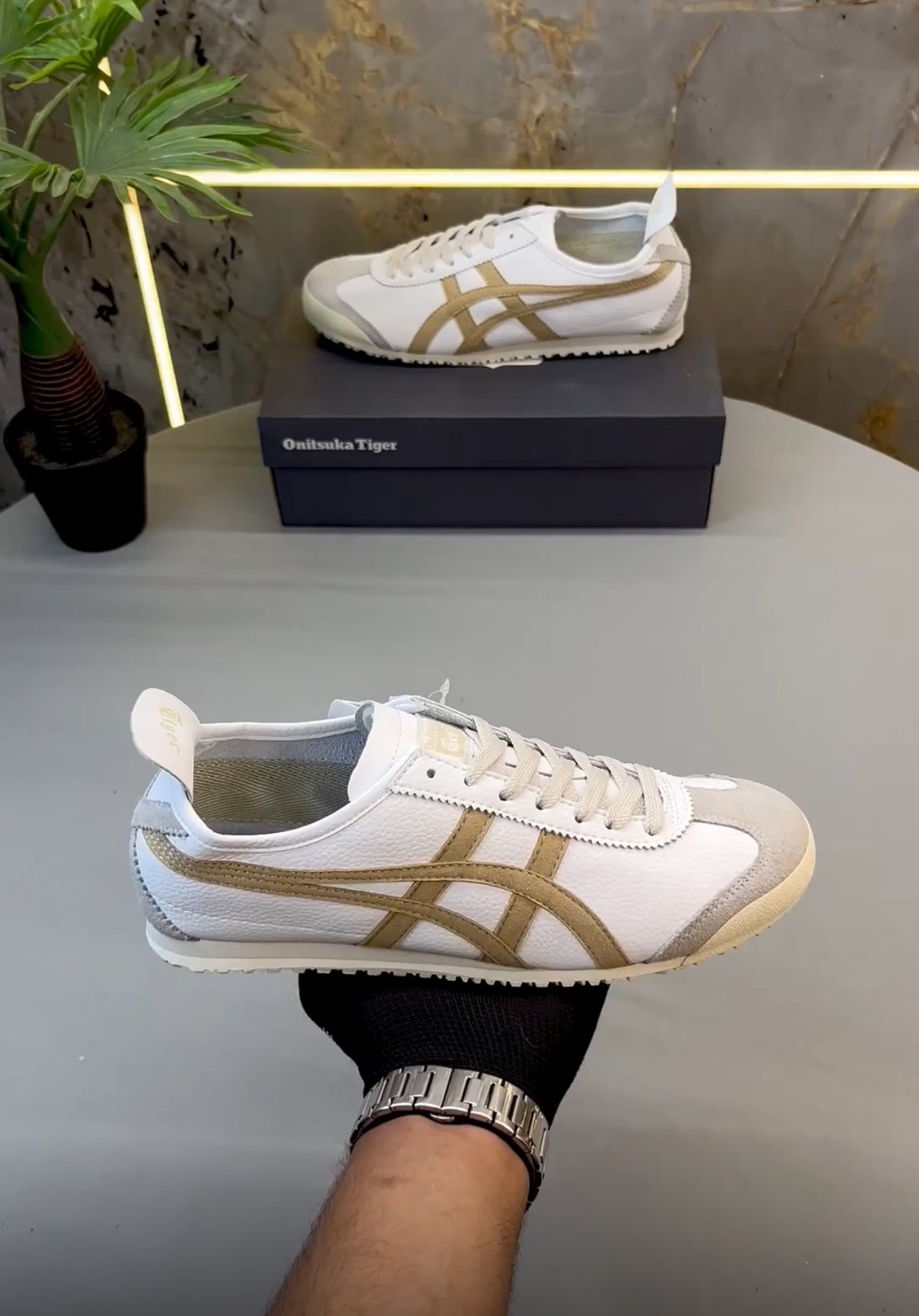 Tiger ’WHITE TAN’