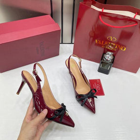 Valentino_Elegant_Womens_Back_Belt_Leather_With_Knot