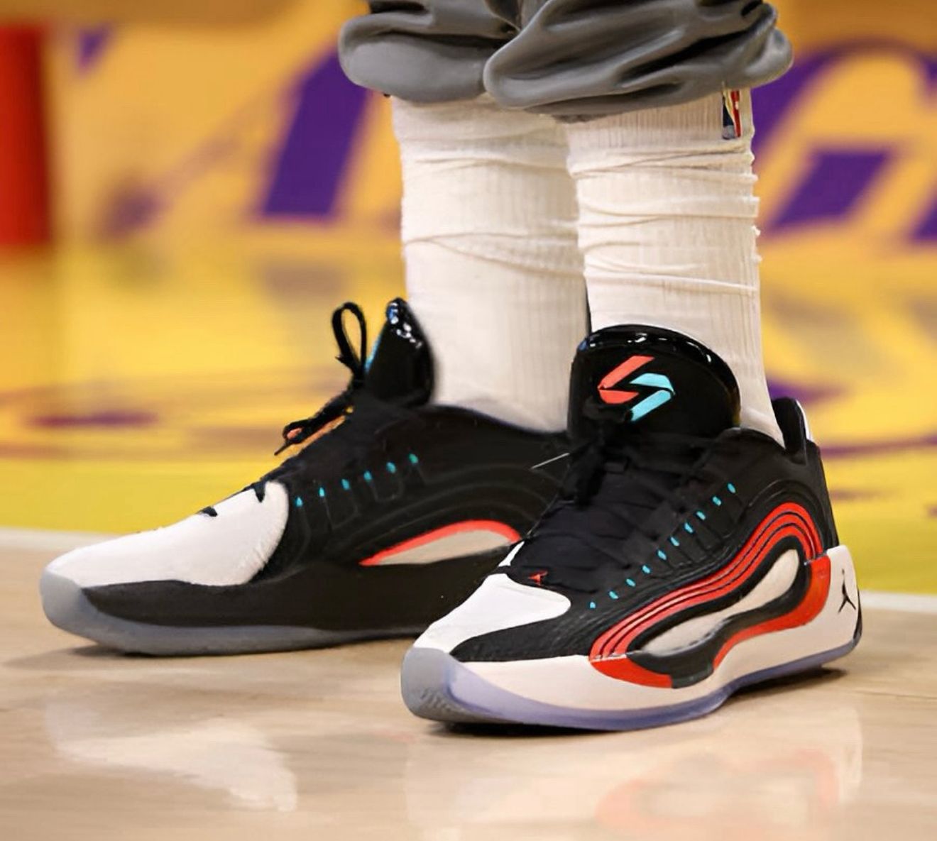 Air Jordan Luka 4 PF Bloodline