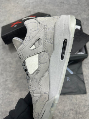 Retro 4 'KAWS' grey