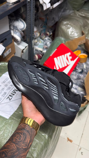 Yeezy 700 V3 'Alvah' (UA)