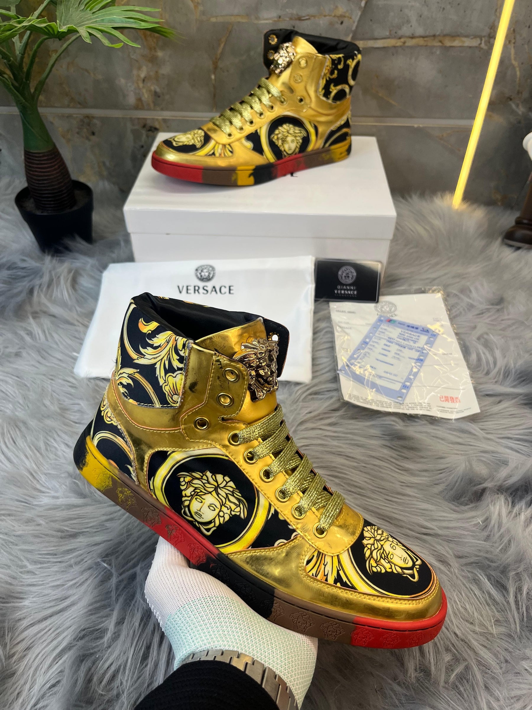 VERSACE HIGH TOP MEDUSA LONG GOLD SNEAKER