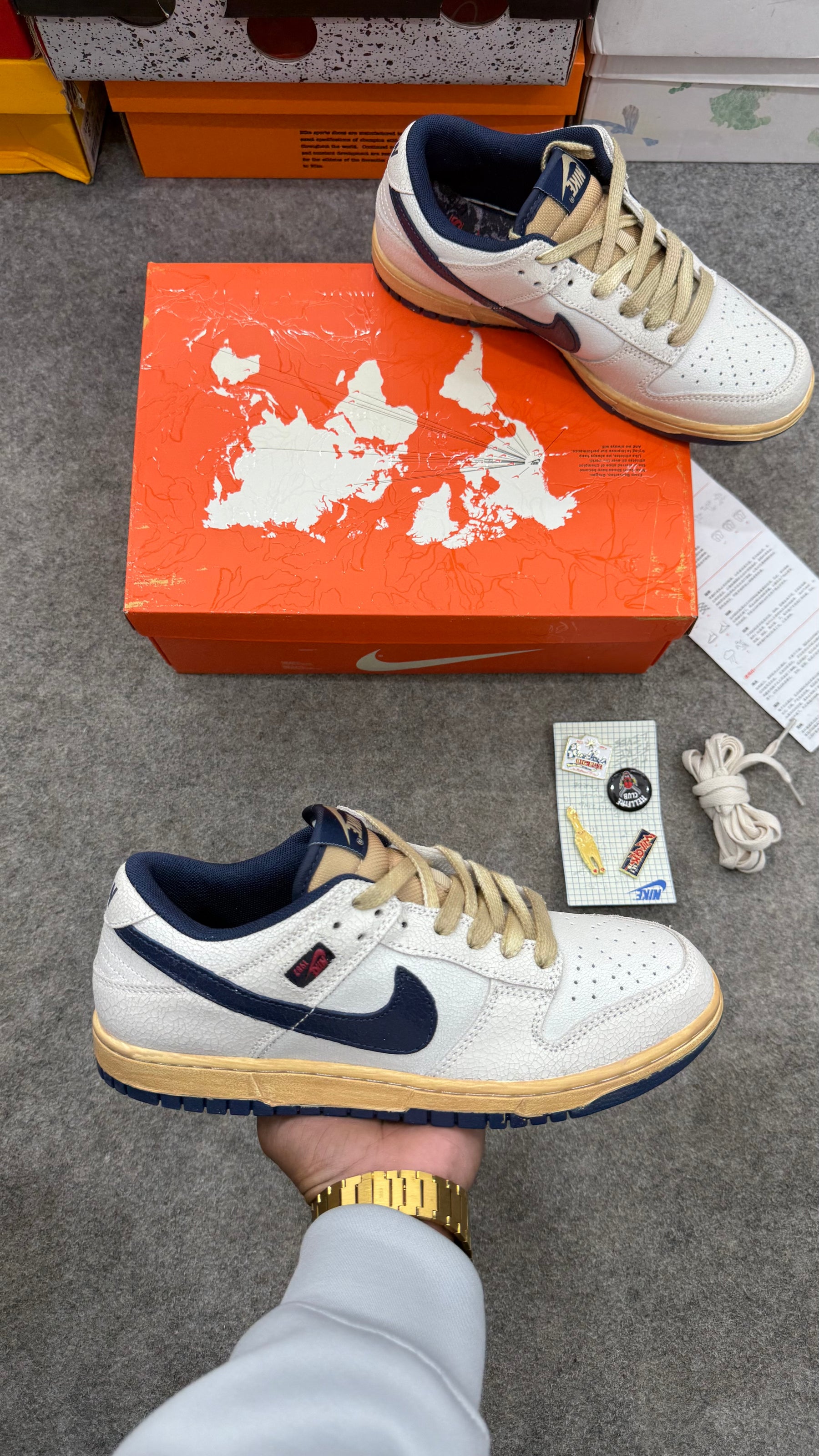 SB Dunk 'Stranger Things Phantom'