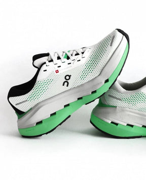 ON CLOUD Runner 3 max ‘White Verdite’