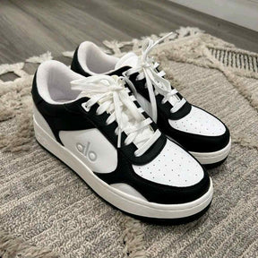 ALO YOGA RECOVERY BLACK WHITE