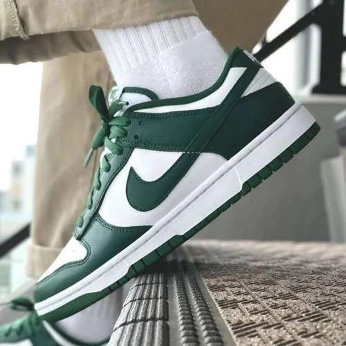 Dunk 'Varsity Green'
