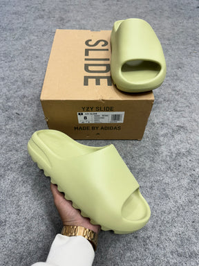 Yeezy slide 'Resin' (UA)