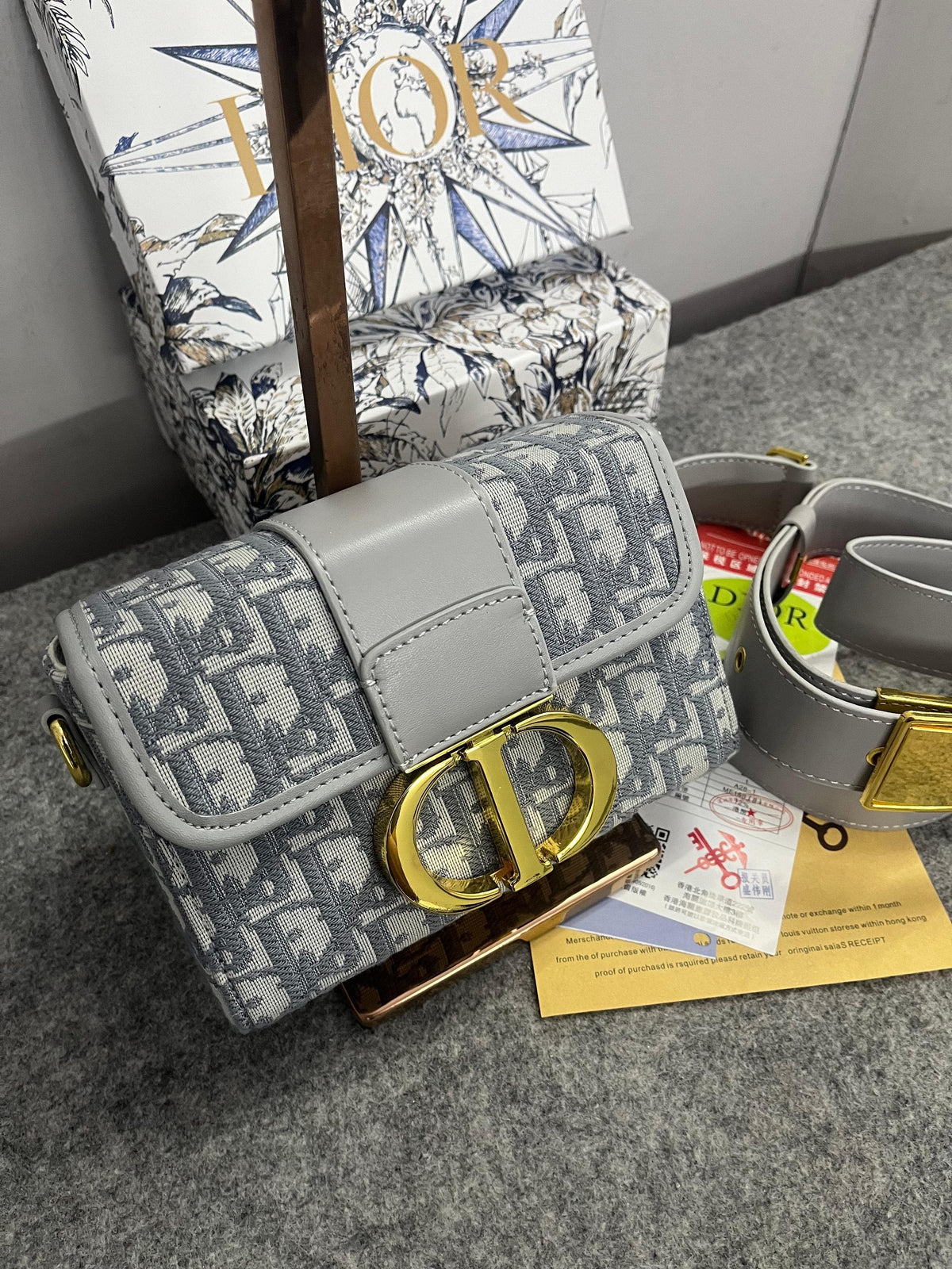 Christian Dior Montaigne Vanity Grey Bag ( Grey)*🩶