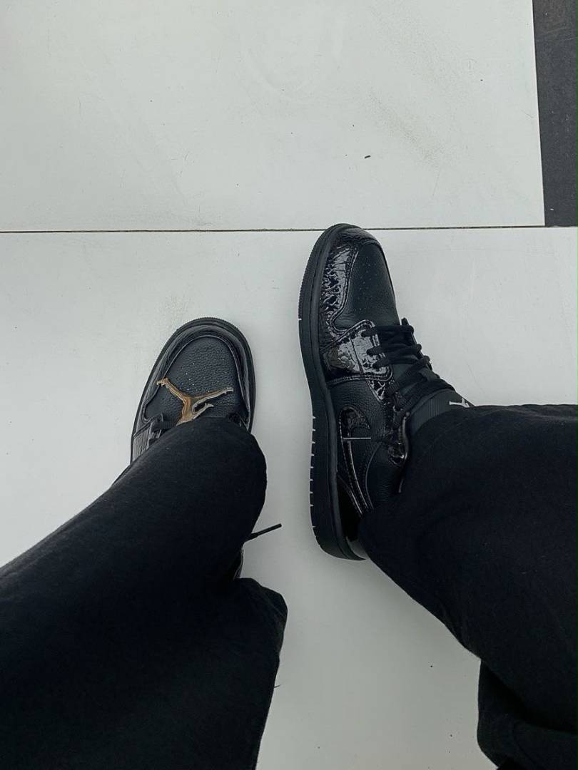 AJ 1 Low SE Patent Elephant Black