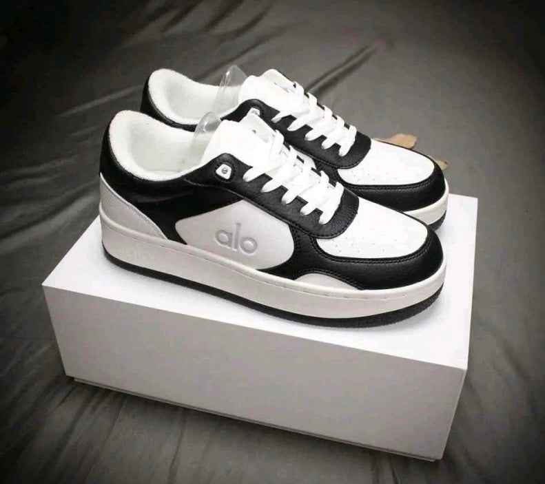 ALO YOGA RECOVERY BLACK WHITE