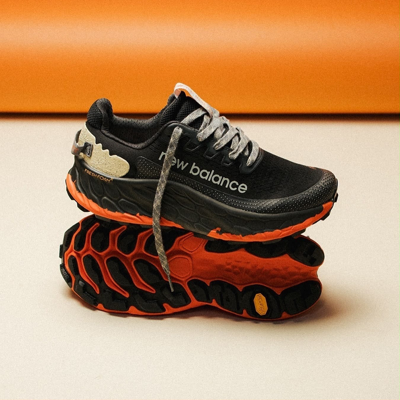 New Balance Fresh Foam X More Trail v3 Black Cayenne