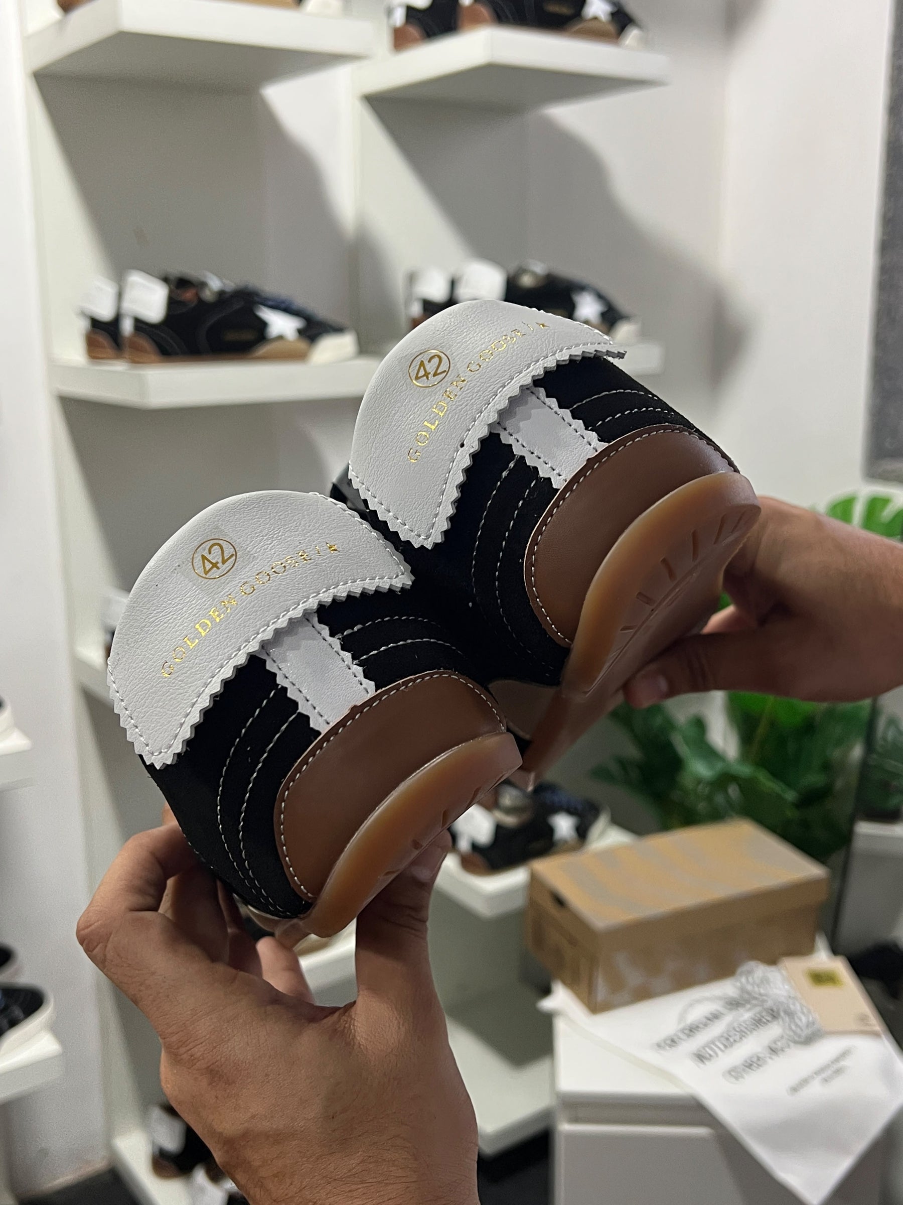 Golden Goose True Star Black
