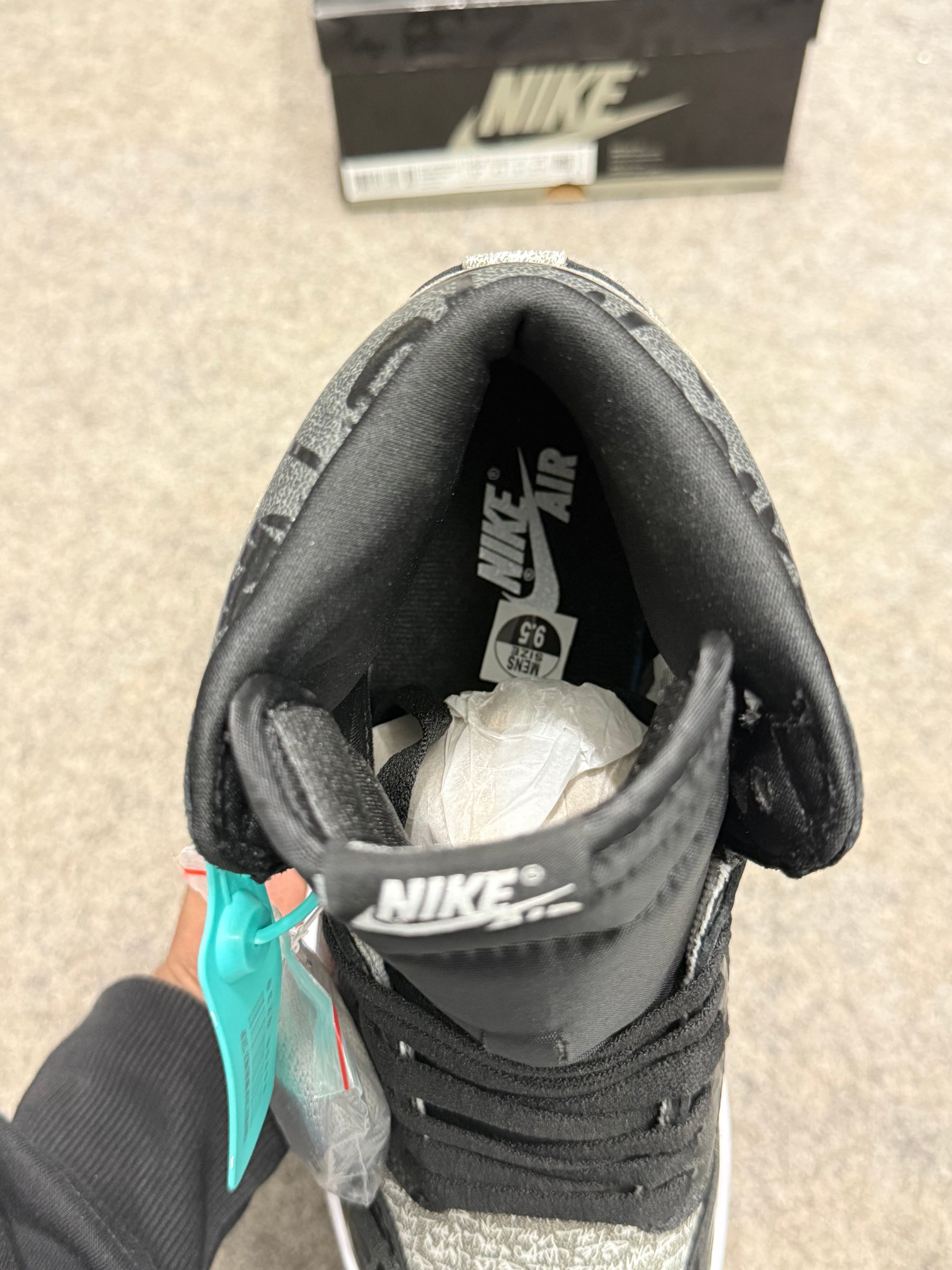 AJ1 High 'Rebellionaire'(UA)