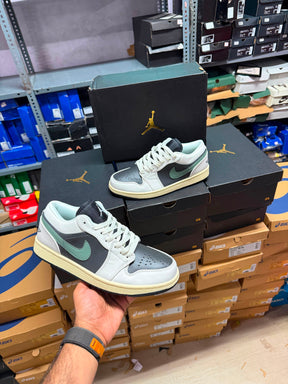 AJ1 Low Jade Smoke