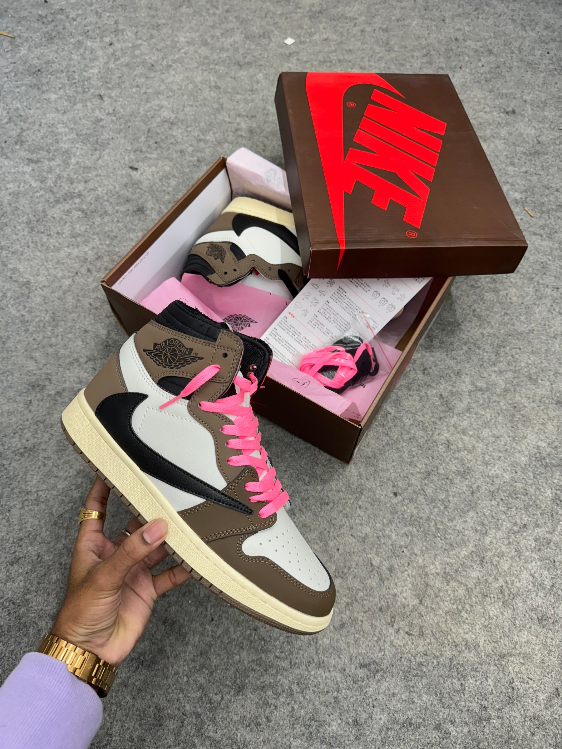 AJ 1 High x Travis Scott 'Mocha'