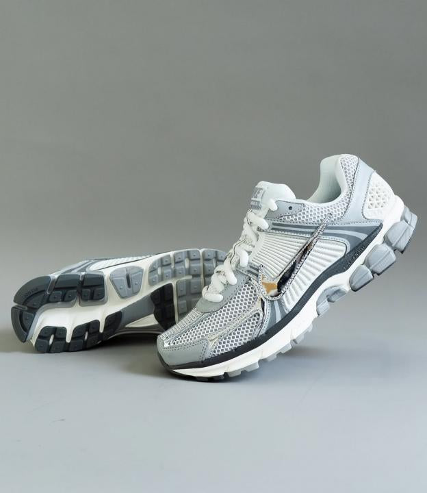Nike Zoom Vomero 5 ‘White Metallic Silver'