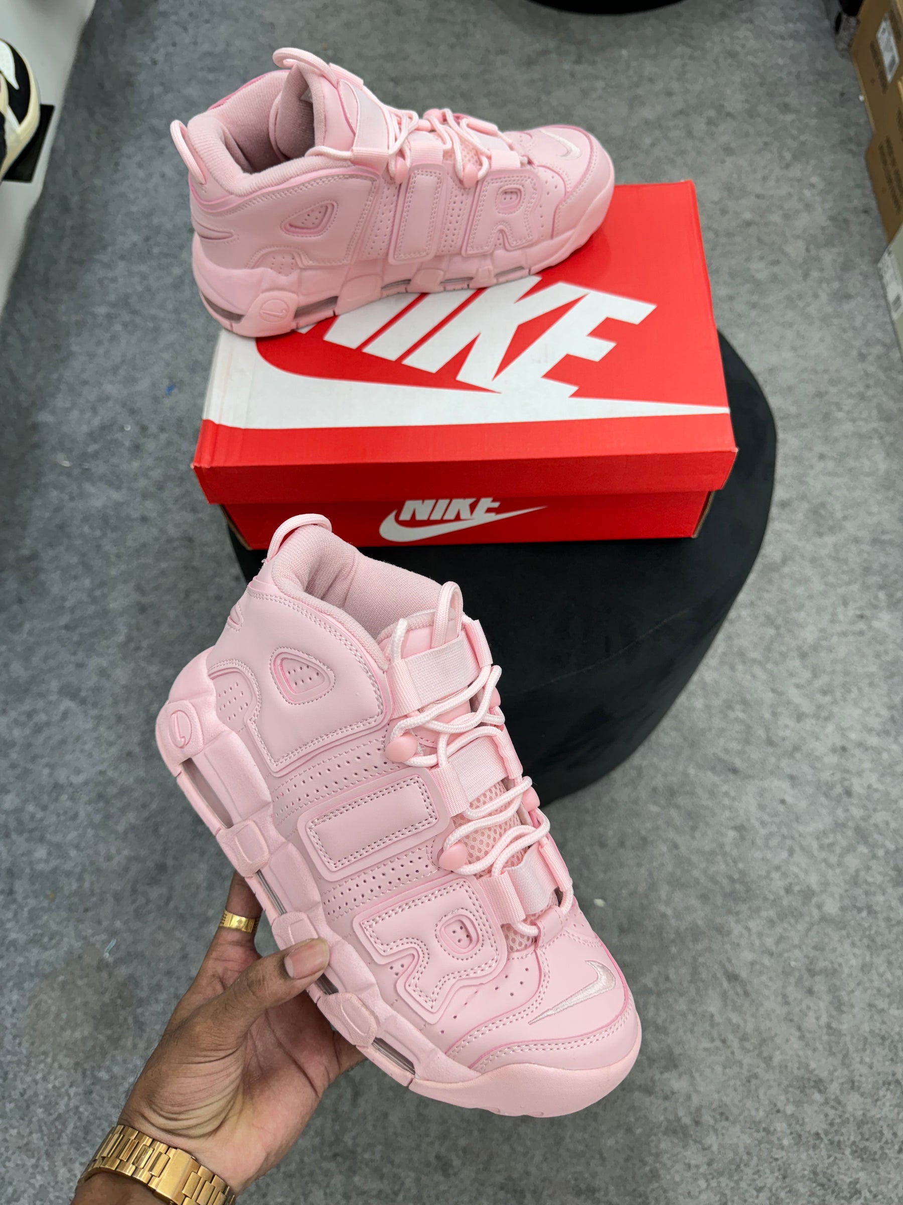 Nike Uptempo pink women