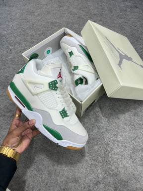 Retro 4 'Pine Green' (UA)