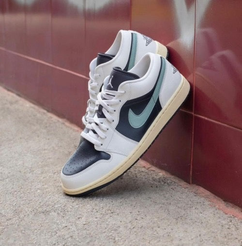 AJ1 Low Jade Smoke
