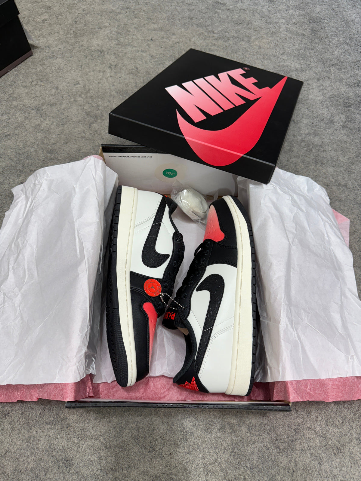 AJ1 Low 'Paris Saint-Germain'(UA)