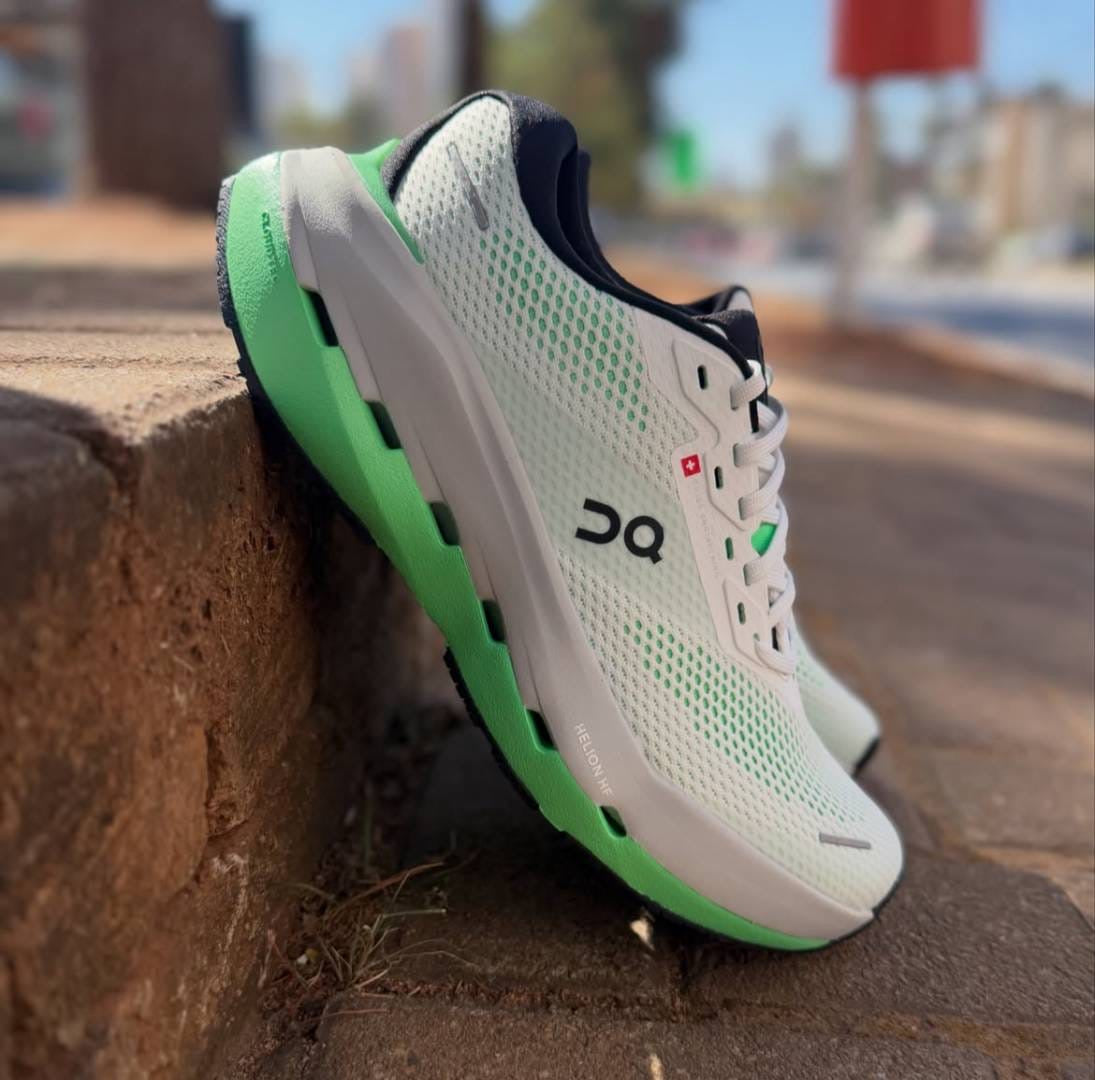 ON CLOUD Runner 3 max ‘White Verdite’