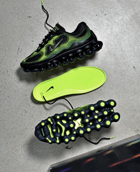 Nike LIQUID MAX POISON DART FROG