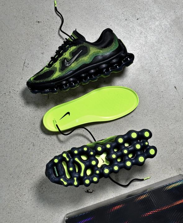 Nike LIQUID MAX POISON DART FROG