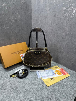 Louis Vuitton Be Alma bag in Monogram Canvas Top Handle