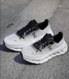 ON CLOUD TILT 2.0 BLACK IVORY